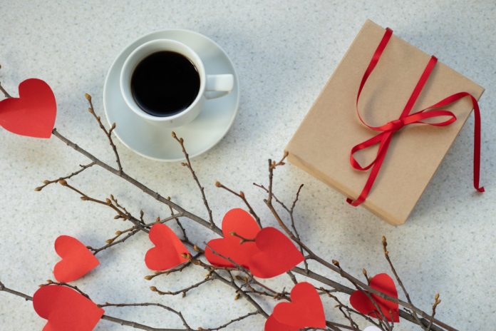 pexels-photo-5874737 coffee near present and handmade bouquet
